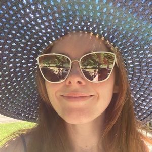 Meet your Posher, Amanda